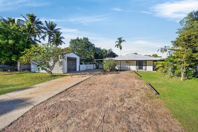 /international/au/101-marina-drive-bushland-beach-qld-151396628/