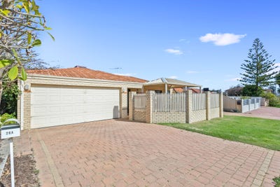 /international/au/28a-russell-road-madeley-wa-151904560/