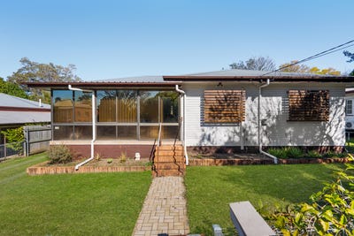 /international/au/123-jacaranda-street-north-booval-qld-148520916/