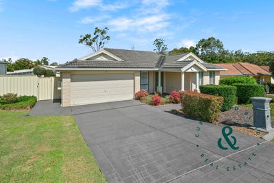 /international/au/147-kindlebark-drive-medowie-nsw-152271680/