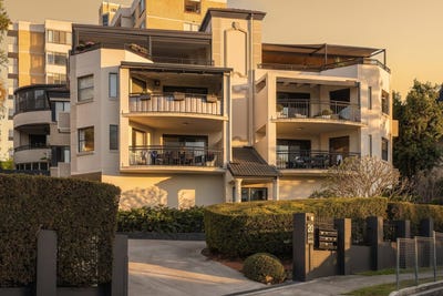 /international/au/2-20-norman-crescent-norman-park-qld-152597644/