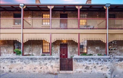 /international/au/15-henderson-street-fremantle-wa-148047992/