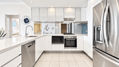 /international/au/920-19-imperial-parade-labrador-qld-152551328/