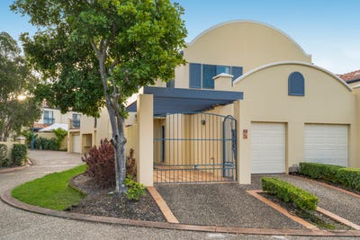 /international/au/26-206-cheltenham-drive-robina-qld-151346748/