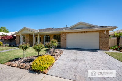 /international/au/132-barnes-boulevard-horsham-vic-152608888/