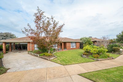 /international/au/7-tumut-court-shepparton-vic-151390120/