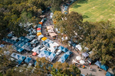 /international/au/noosa-farmers-market-kawana-farmers-market-noosaville-qld-504916780/