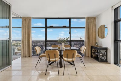/international/au/4808-101-bathurst-street-sydney-nsw-151379848/