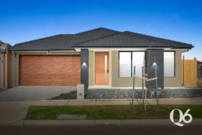 /international/au/15-spinifex-road-fraser-rise-vic-148540520/