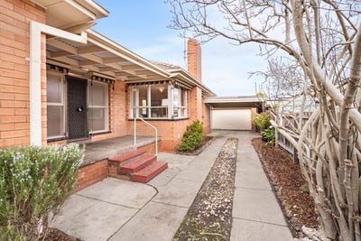/international/au/4-duband-street-burwood-east-vic-148549620/