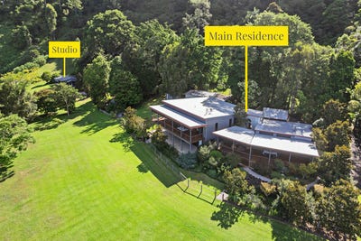 /international/au/5-spring-gardens-court-hunchy-qld-150301200/