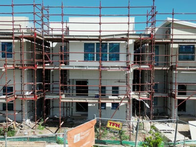 /international/au/lot-218-warrawal-avenue-austral-nsw-150515844/