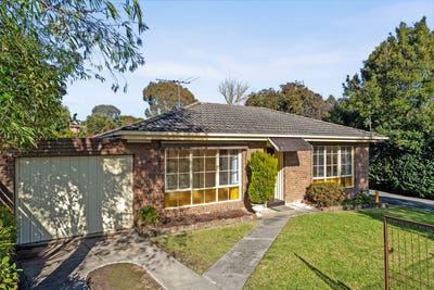 /international/au/1-23-tyne-street-box-hill-north-vic-148706284/