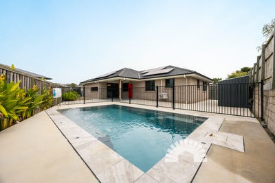 /international/au/14-torbay-street-griffin-qld-151540004/