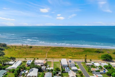/international/au/133-queens-beach-esplanade-bowen-qld-204507452/