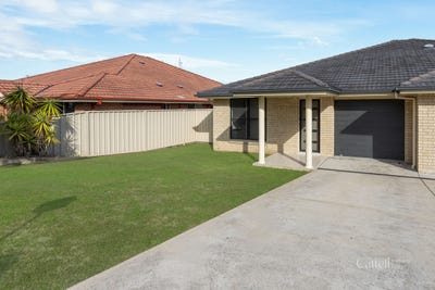 /international/au/142b-mcmahon-way-singleton-heights-nsw-151464060/