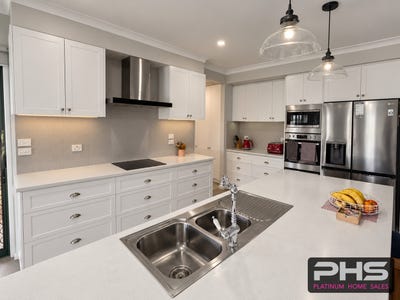 /international/au/5-pyramid-crescent-kerang-vic-152258224/