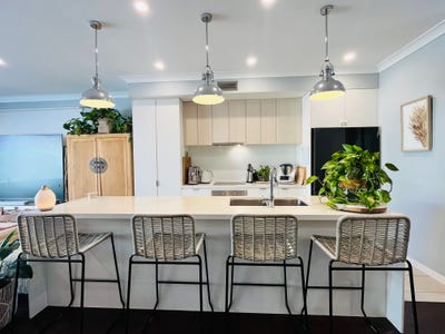 /international/au/74-1-grande-avenue-carrara-qld-151403648/