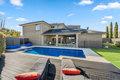 /international/au/31-craigburn-road-craigburn-farm-sa-148459808/