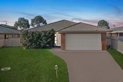 /international/au/42-primrose-drive-hamlyn-terrace-nsw-148494900/