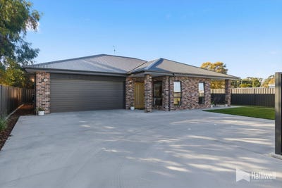 /international/au/2-19-alberta-street-latrobe-tas-151326420/