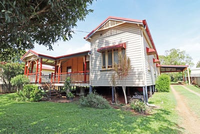 /international/au/8-alice-street-atherton-qld-148664500/