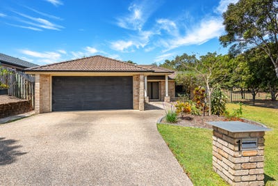 /international/au/1-granya-court-pacific-pines-qld-152564520/