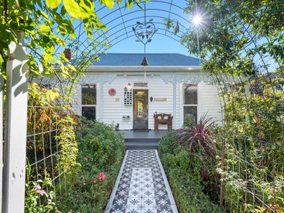 /international/au/15-abbott-street-hamilton-vic-151264004/