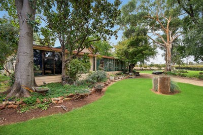 /international/au/60-stringer-road-leeton-nsw-147723192/