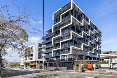 /international/au/704-25-29-alma-road-st-kilda-vic-151332192/