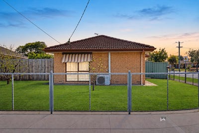 /international/au/154-tarneit-road-werribee-vic-152717224/