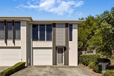 /international/au/130-5-angela-way-pimpama-qld-150954724/