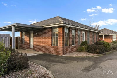 /international/au/8-50-burghley-street-longford-tas-151317504/