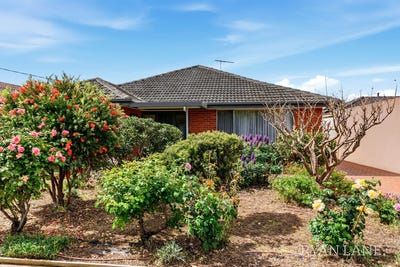 /international/au/35-simmons-drive-seaholme-vic-152638708/
