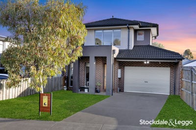 /international/au/1-8-eaton-parade-laverton-vic-152655032/