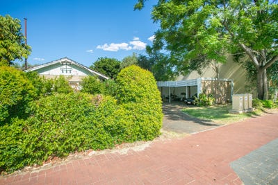 /international/au/2-118a-broadway-crawley-wa-151158672/
