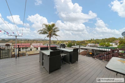 /international/au/27-green-street-portland-nsw-152462960/