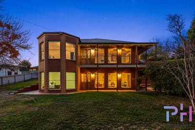 /international/au/25-victoria-street-ironbark-vic-148061028/