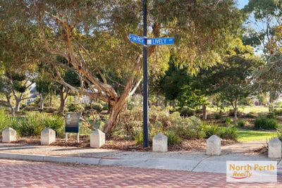 /international/au/13-lively-circle-mirrabooka-wa-151131280/