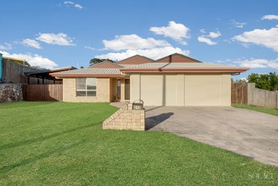 /international/au/295-j-hickey-avenue-clinton-qld-152566460/