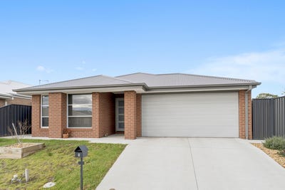 /international/au/9-cousins-street-colac-vic-151320512/