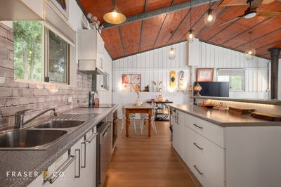 /international/au/34-toomey-street-traveston-qld-152096412/