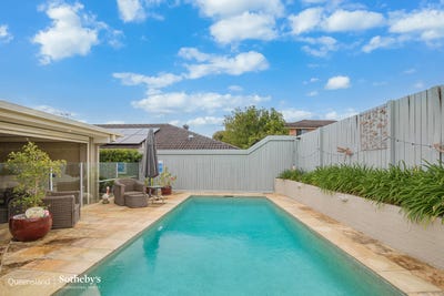 /international/au/10-portland-parade-redland-bay-qld-152472920/