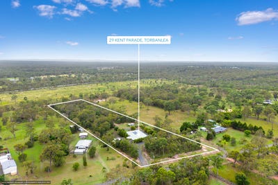 /international/au/29-kent-parade-torbanlea-qld-148395232/