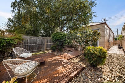 /international/au/9-princess-street-yarraville-vic-151024212/