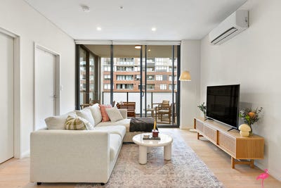 /international/au/401-2-kiln-road-kirrawee-nsw-152714752/