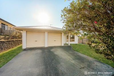 /international/au/10-willespie-place-new-auckland-qld-151284888/