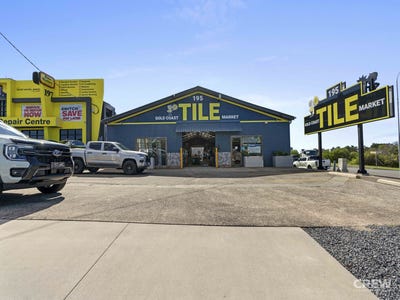 /international/au/195-brisbane-road-biggera-waters-qld-505143460/