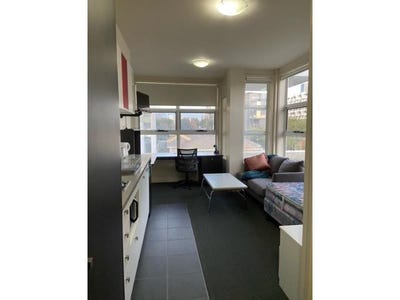 /international/au/59-18-poplar-st-box-hill-vic-151309736/
