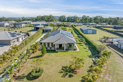 /international/au/25-piddington-court-d-aguilar-qld-151575636/